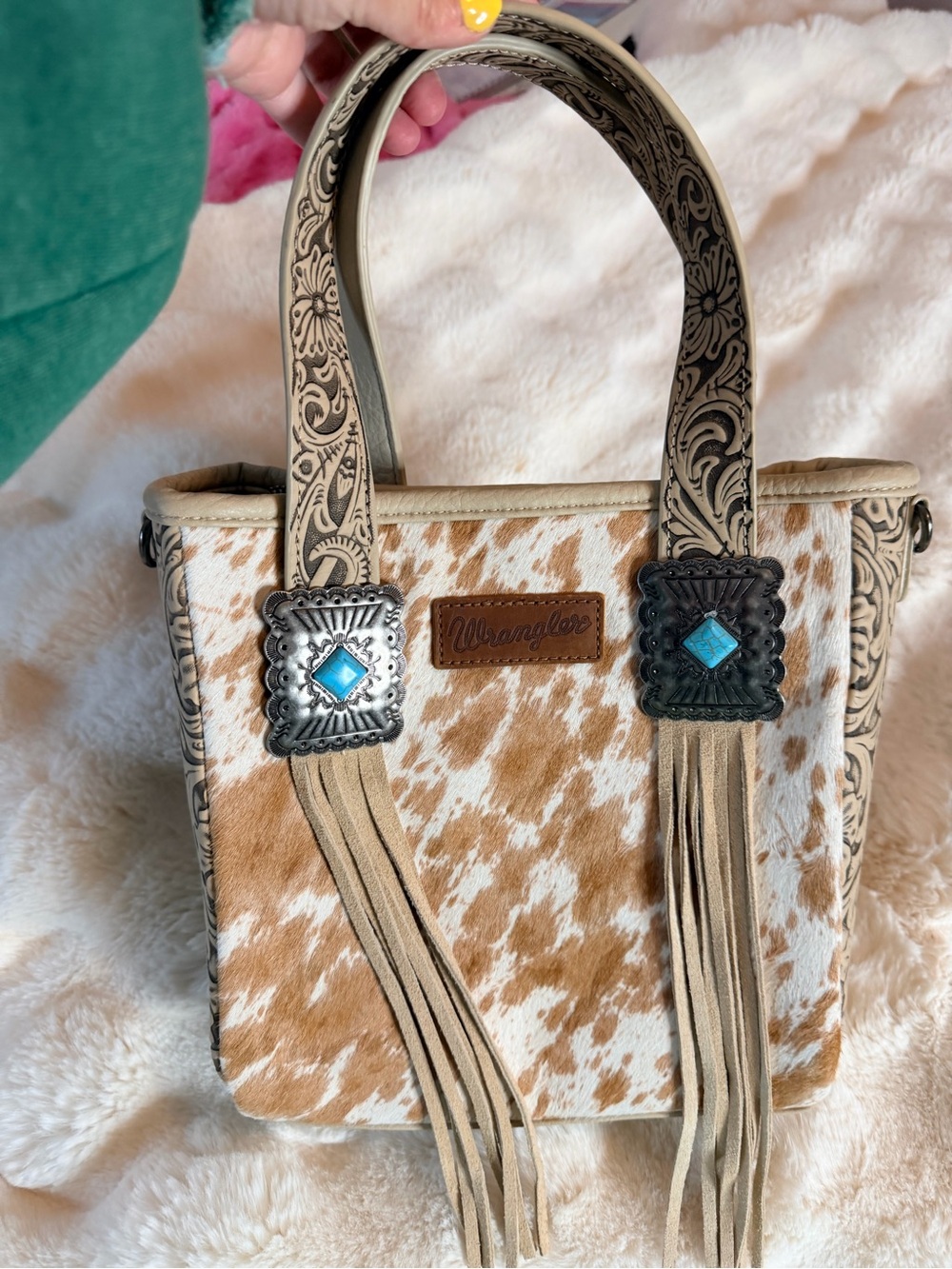 Wrangler Beige Cowhide Fringe Tote Bag with Turquoise Conchos NEW